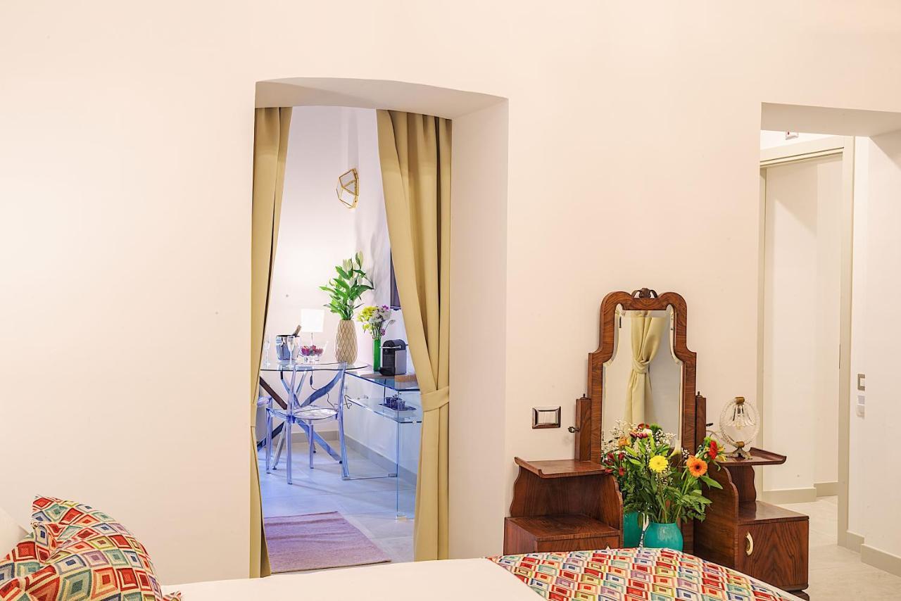 Waterfront Suites Кальяри Экстерьер фото