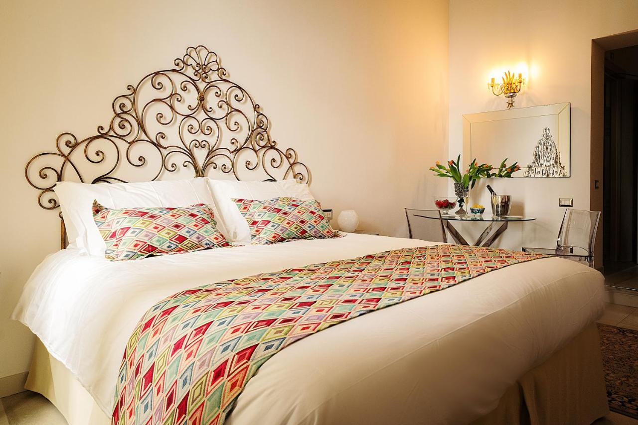 Waterfront Suites Кальяри Экстерьер фото